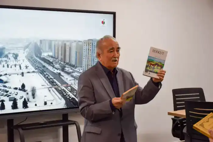 Новая библиотека в Алматы объединяет книжную культуру и цифровые технологии Астане