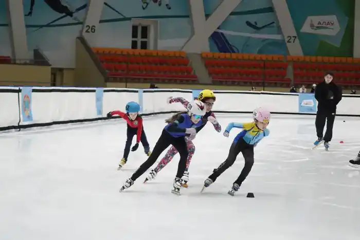 В столице определились лучшие участники «Astana Open» по шорт-треку (10)