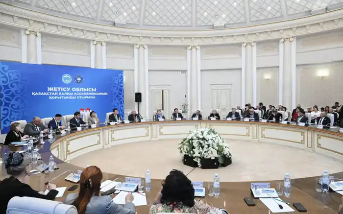 В области Жетісу в честь 30-летия Ассамблеи народа Казахстана выпустили историческую книгу и художественный фильм (3)