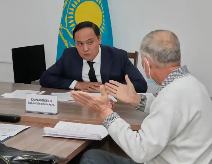 Граждане Жамбылской области обсудили важные социальные вопросы с акимом Ерболом Карашукеевым Астане