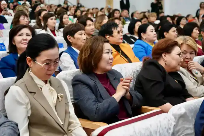 В Акколе завершился республиканский форум сельских женщин с участием 400 человек Астане