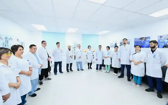 Глава региона осмотрел новую пристройку к центральной больнице (7)