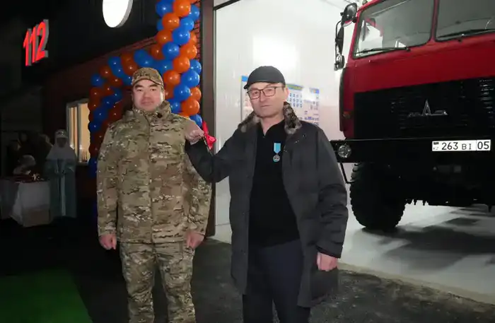 Глава МЧС ввел в эксплуатацию 120-й ДПФ «Ауыл құтқарушылары» (4)