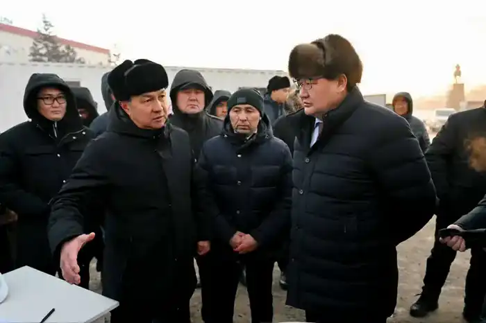 Здание железнодорожного вокзала в Семее модернизируется (8)