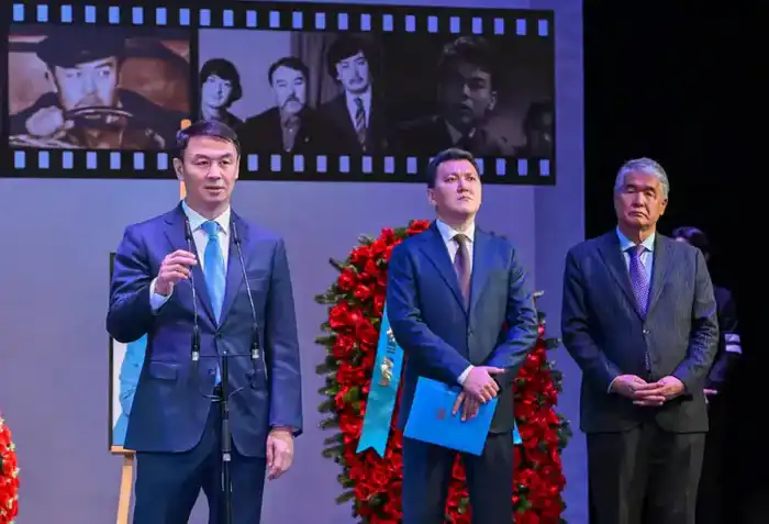 В Алматы простились с Асанали Ашимовым (6)