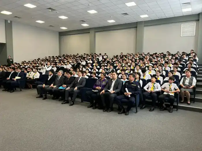 Внедрение искусственного интеллекта в транспорт: влияние на выбор профессий школьников Астане