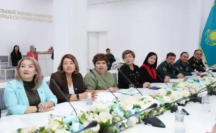 В Астане подвели итоги деятельности служб по организации работы с членами семей военнослужащих (6)