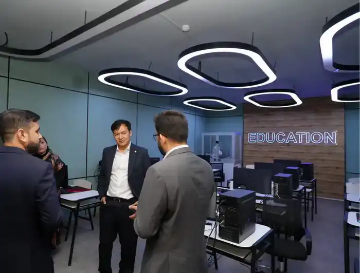 Генеральный директор Yandex Qazaqstan обсудил технологические тренды со студентами (10)