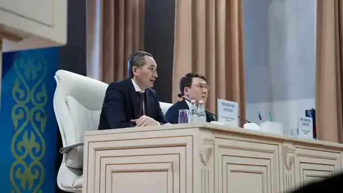 Серик Жарасбаев провел встречу с жителями Жетісу для обсуждения развития спорта и туризма Астане