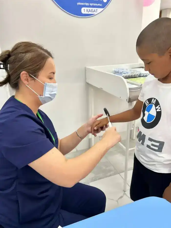 МИНЗДРАВ РАСШИРИЛ СЕТЬ РАННЕЙ ПОМОЩИ ДЕТЯМ: ОТКРЫТО 290 ЦЕНТРОВ В ПОЛИКЛИНИКАХ (2)