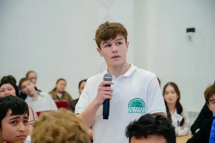 «Закон и порядок»: интеллектуальную игру «Что? Где? Когда?» провели среди столичных студентов (2)