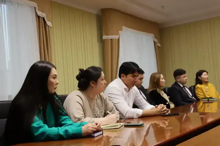 Создание этичной и безопасной рабочей среды: влияние на профессиональный рост и моральное благополучие сотрудников Астане