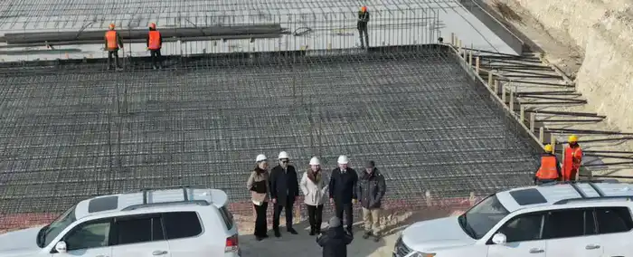 В Кендирли по поручению Президента продолжается строительство нового аэропорта (2)