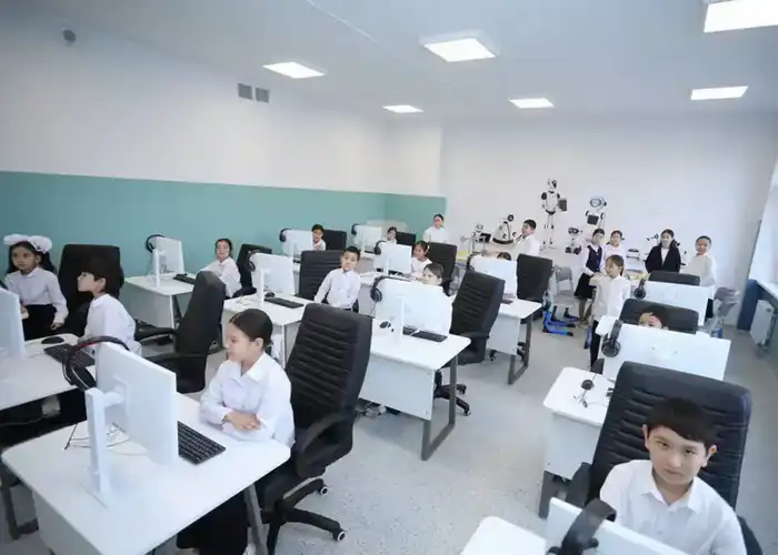 В Мангистауской области успешно завершён национальный проект «Келешек мектептері»: открыта 13-я школа (7)