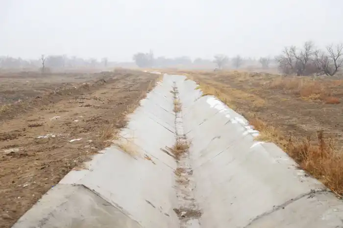 Механизированная очистка Фурмановского обводного канала в Жамбылской области: повышение пропускной способности и улучшение водоснабжения Созакского района Астане