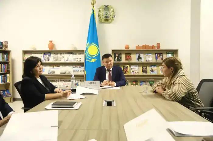 Прием граждан Ертая Алтаева вопросы социальной помощи трудоустройства образования здравоохранения Астане
