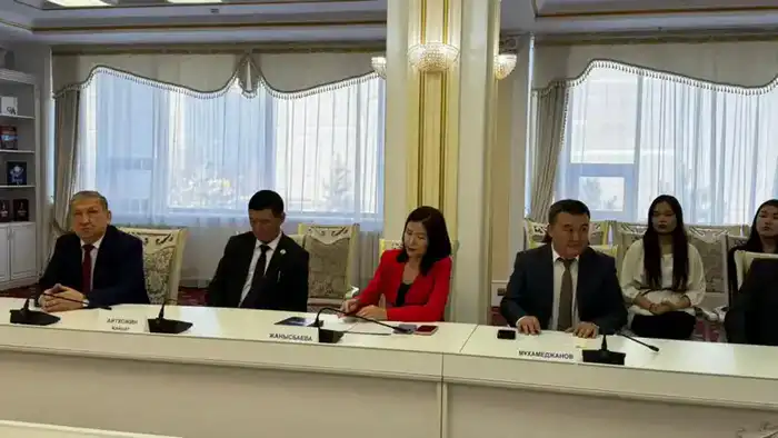 Конференция в Астане посвященная 140-летию Мыржакыпа Дулатулы Астане