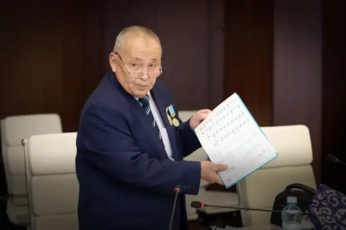 В поисках светлых горизонтов: министр просвещения слушает голоса педагогов Астане