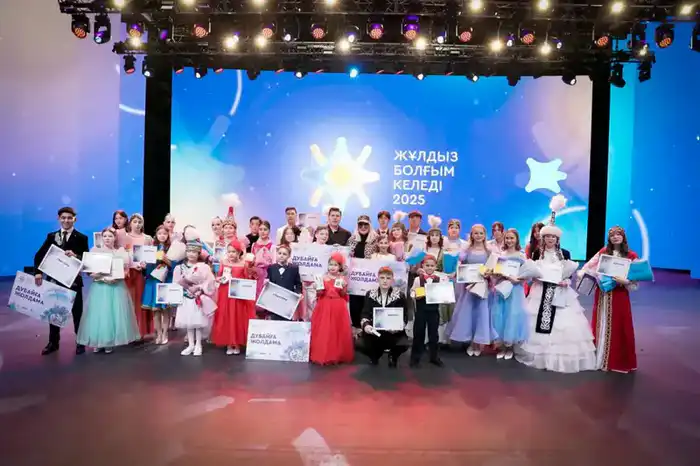 Голоса юных талантов из детских домов прозвучали на большой сцене (4)