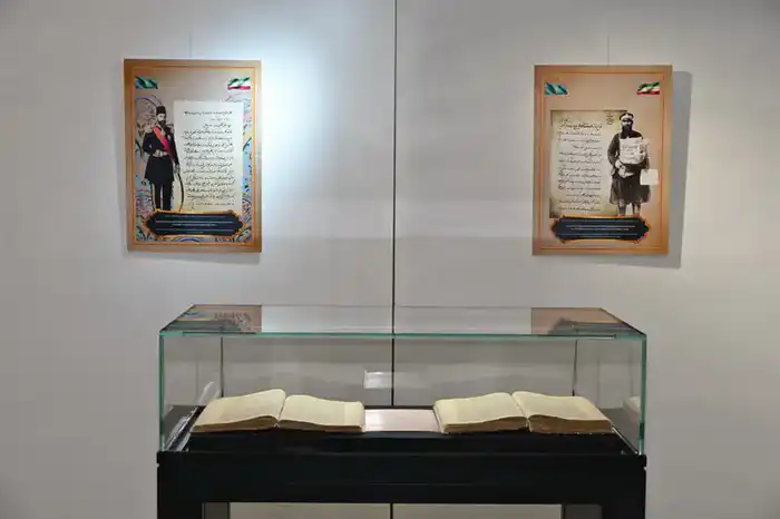 Персидские рукописи о Казахском ханстве впервые представлены в Казахстане (2)