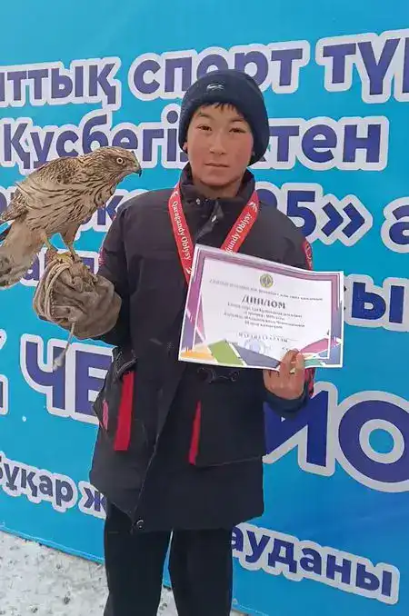В Карагандинской области определили сильнейших охотников с ловчими птицами (6)