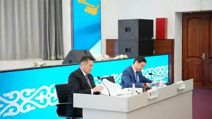 Аким ВКО провел встречу с населением района Улкен Нарын (4)