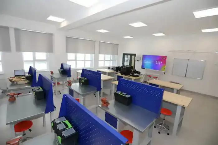 В Жанаозене в рамках национального проекта «Келешек мектептері» открылась новая школа на 1200 мест (4)