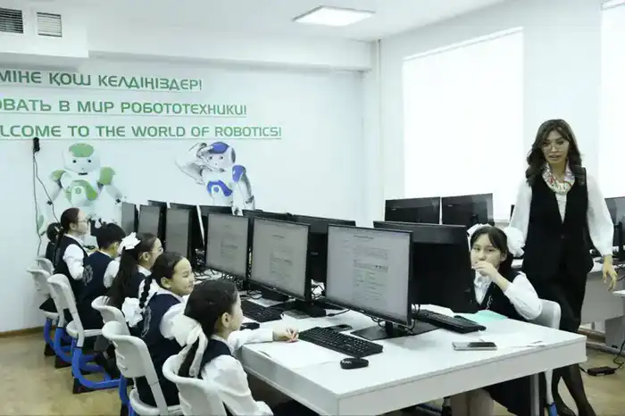 AI-технологии и новаторские инициативы в образовании: юбилей гимназии №77 в Астане Астане