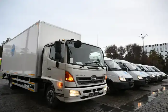 Учреждения культуры Жетісу получили ключи от автомобилей (2)