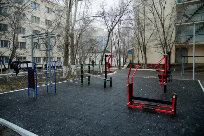 Астанада жастарға арналған спорттық воркаут аймағы ашылды (9)