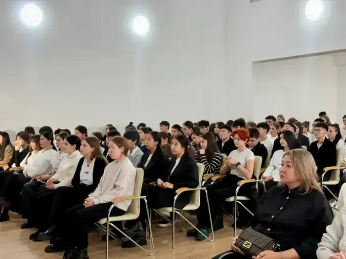 Экологический кинопоказ в СКО: молодёжь обсуждает важность участия в эко-инициативах Астане