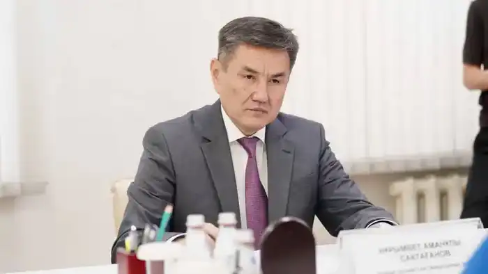 На встрече с гражданами: Аким ВКО раскрывает ключи к решению коммунальных загадок Астане