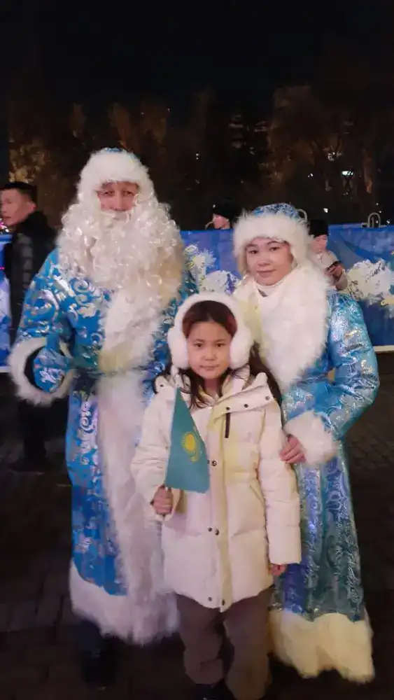 В Алматы на площади Астана начался главный новогодний концерт мегаполиса (2)