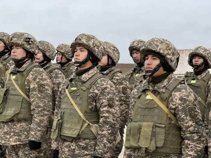 Матросы Военно-морских сил впервые выполнили стрельбы из автомата АК-74 (2)