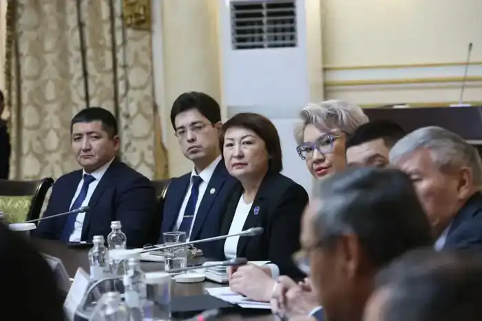 В Алматы обсудили развитие образования и роль молодежи в жизни города Астане