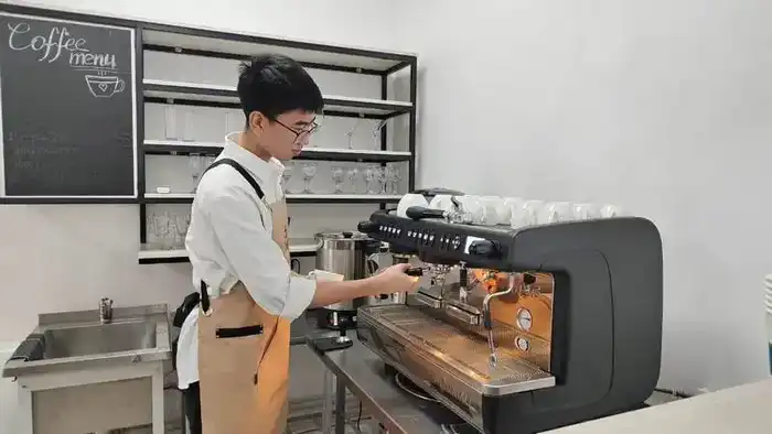 Студенческое бистро и профильные лаборатории: как в колледжах Карагандинской области развивают практические компетенции (8)