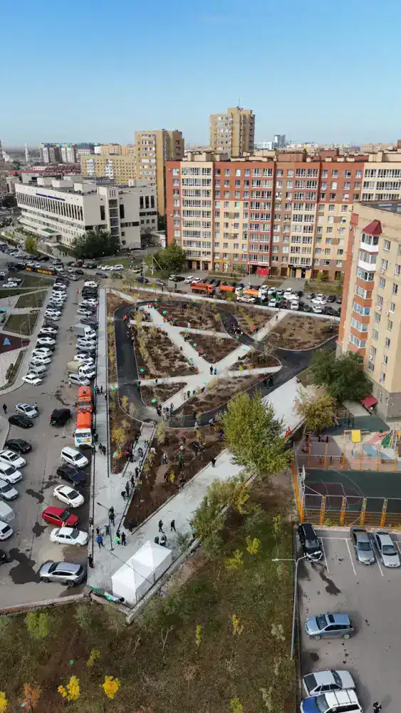 Новые пространства для отдыха жителей и комфортные дворы: как за год благоустроили столичный район Сарыарка (6)