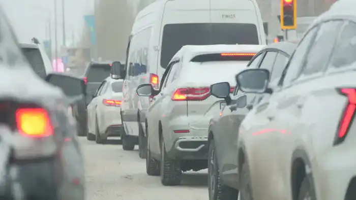 Астана на распутье: Аким Касымбек указывает на главную проблему столицы как на затянувшийся туман, мешающий ясному видению будущего Астане