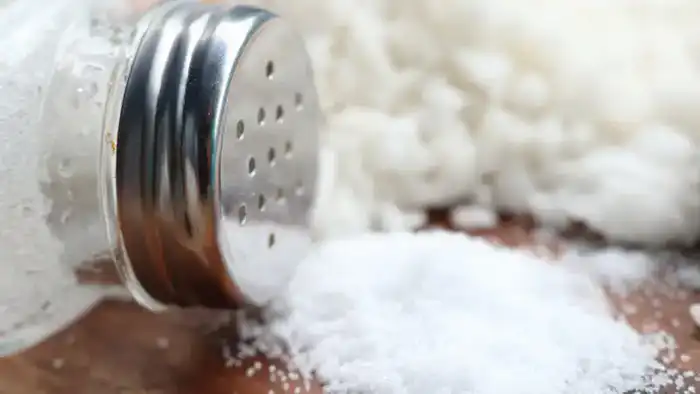 Соль исчезла: Аким объясняет дефицит на полках Астане