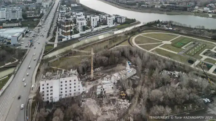 Аким Астаны прокомментировал строительство рядом с "особняком Дариги Назарбаевой", а Аким столицы Женис Касымбек рассказал о решении вопросов с территорией в этом районе. Астане