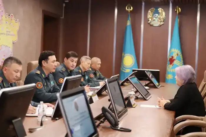 Обсуждение материально-технического обеспечения и медицинского обслуживания военнослужащих в Национальной гвардии МВД РК Астане