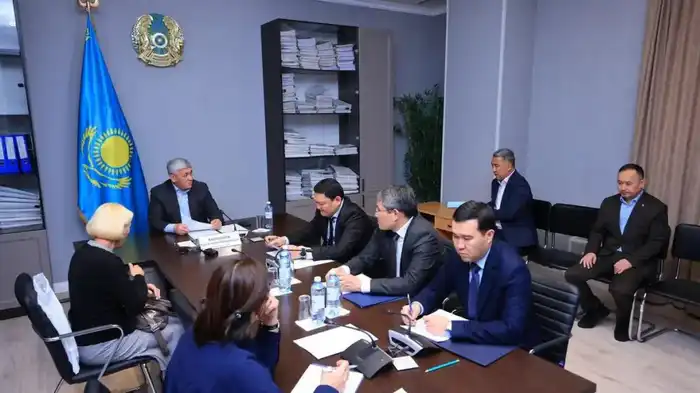 Ермаганбет Булекпаев встретился с жителями Караганды для обсуждения вопросов жилья и благоустройства Астане