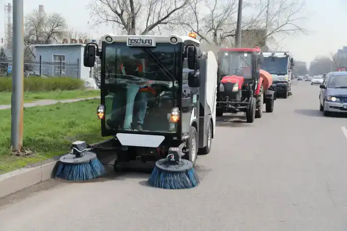 Подготовка Алматы к зимнему сезону: последствия завершения мойки улиц для дорожной безопасности Астане