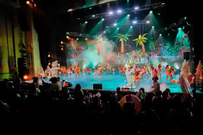 Новогодний праздник для детей в Астане Астане