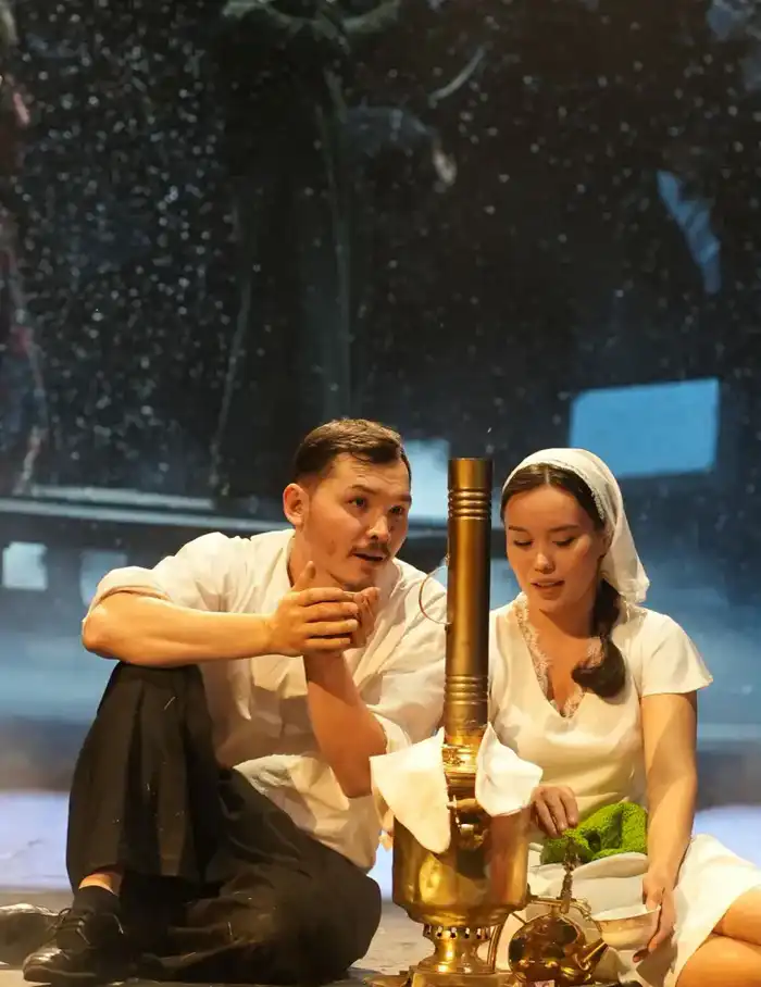 В Астане состоялась премьера хореодрамы «Анна Каренина. Роман парақтары», вдохновленной романом Льва Толстого Астане