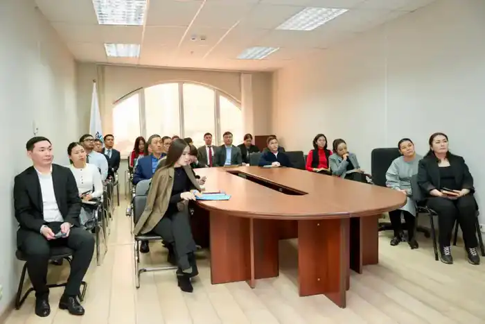 В Минэнерго прошел тренинг по работе с Национальной платформой ИИ (4)