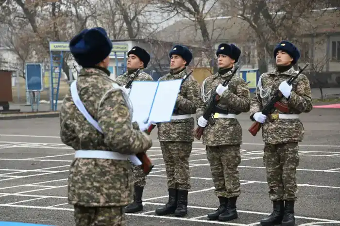 В Шымкенте солдат бригады противовоздушной обороны привели к Военной присяге (3)