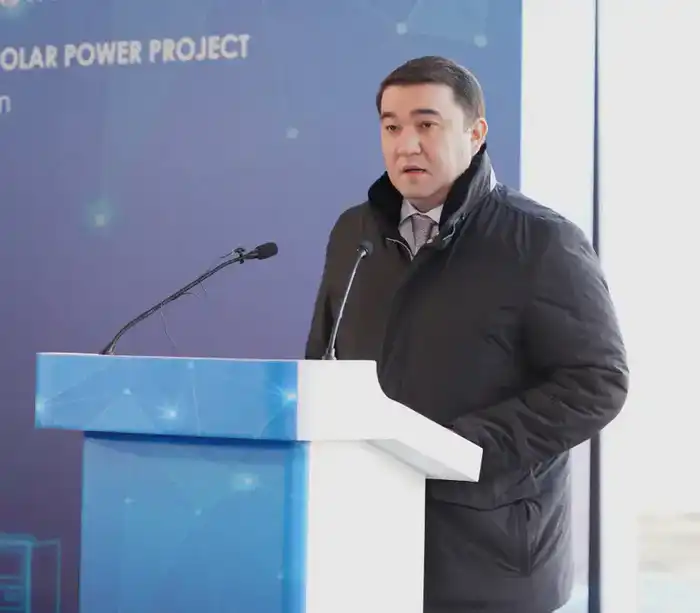 В ТУРКЕСТАНСКОЙ ОБЛАСТИ НАЧАЛОСЬ СТРОИТЕЛЬСТВО СОЛНЕЧНОЙ ЭЛЕКТРОСТАНЦИИ МОЩНОСТЬЮ 300 МВТ (3)