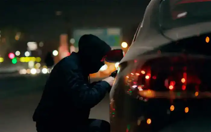 угон автомобиля в Караганде 20-летний житель 26-летний мужчина алкогольное опьянение Астане