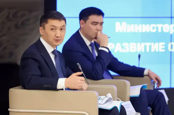 За 11 месяцев 2025 года объем производства в обрабатывающей промышленности увеличился на 5,9% (4)